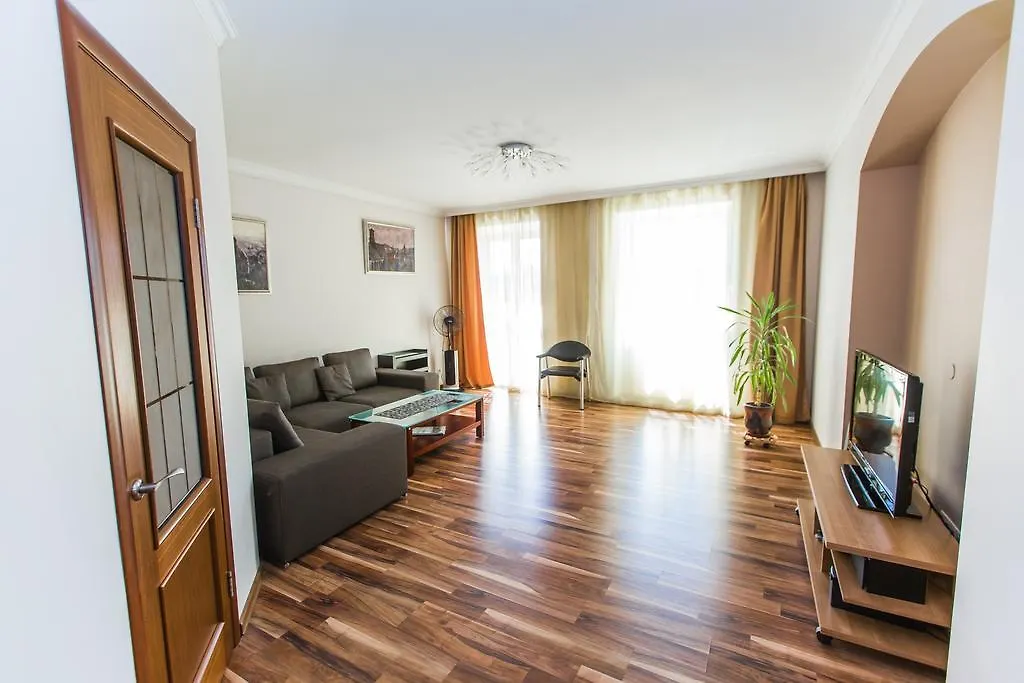 Apartamenty U Centri Lvova - Lviv Apartment